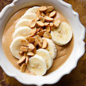 Energize Your Day with a Peanut Butter Banana Smoothie Bowl