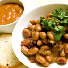 Simple Slow Cooker Refried Beans: Effortless Homemade Flavor